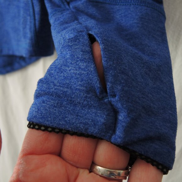 4/$25 Avia Long Sleeve Blue Athletic Top w/ Thumb Holes & Reflective Cuffs - Picture 2 of 8